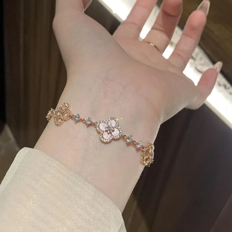 Ovalira® Lucky Clover Crystal Bracelet – Elegant 18K Gold-Tone Gift for Her